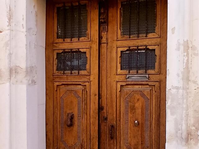 Agreable village pittoresque avec epicerie, poste et cafe/re. 190m² Quarante