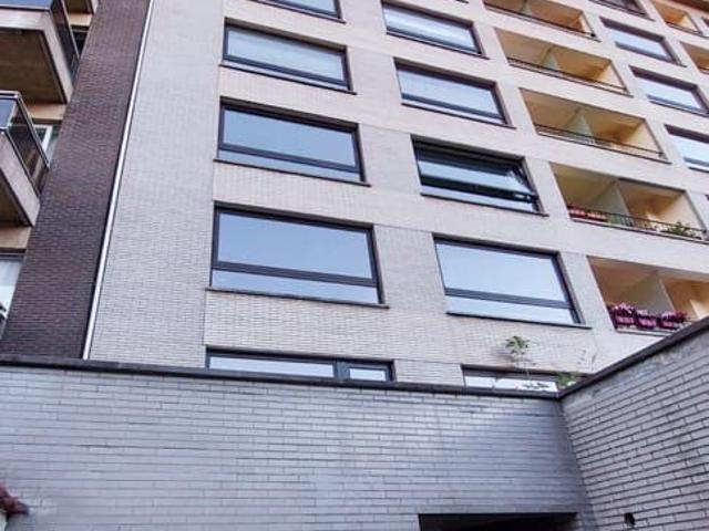 Agréable appartement 1 chambre, balcon et garage privé