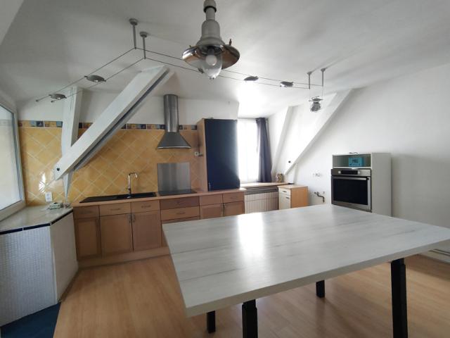 Agréable appartement familial de 163 m2 avec places de parki