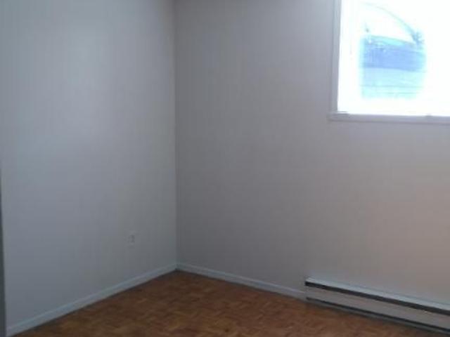 Agréable logement 41/2 Demi ss à louer, Sorel Tracy Viens Visitez!