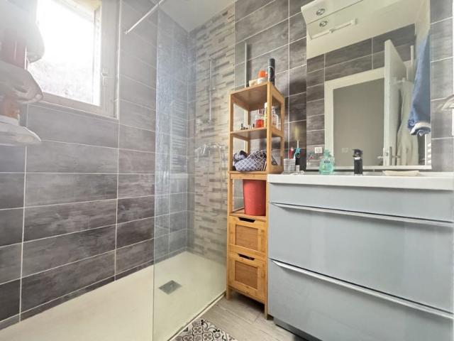 Agréable maison avec très beau terrain