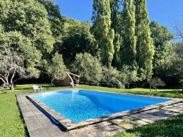 Agréable maison gasconne, cosy et pleine de charme, piscine 130m² Castelnau Magnoac