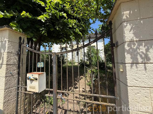 Agréable maison de ville avec jardin et garage 86m² Saint Amand Montrond