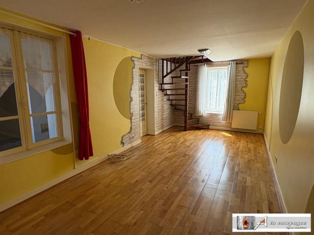 Agréable maison habitable de suite, de plain pied 115m² Bézenet