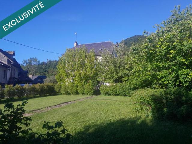 Agreable maison sur terrain clos 4 chambres 1 bureau 1 garage