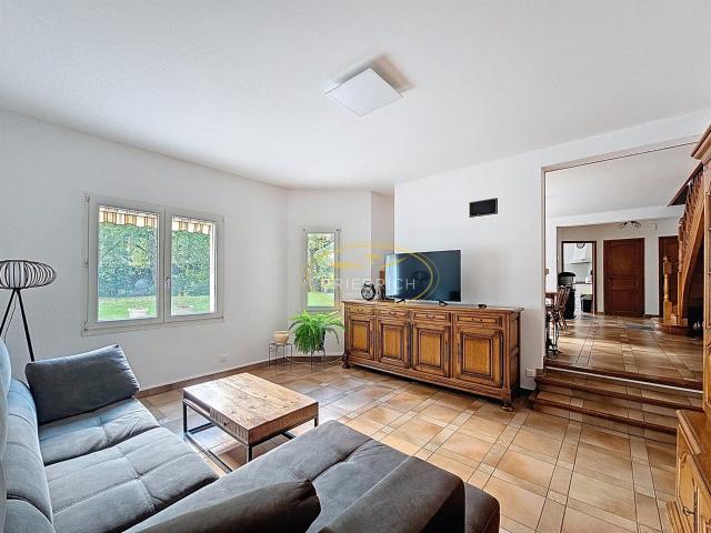 Agréable Maison Rénovée Idéal Habitation Et Projet D'activ. 283m² Ligny en Barrois
