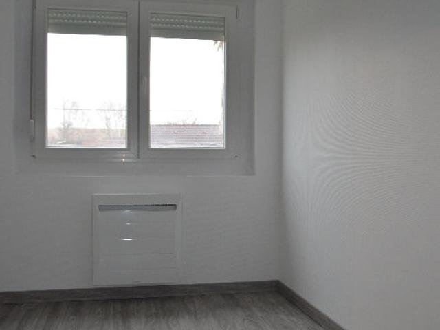 AGREABLE MAISON T3 LACROIX SUR MEUSE