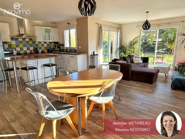 Agréable plain pied 3 chambres sur parcelle de 810 m2 exposition sud
