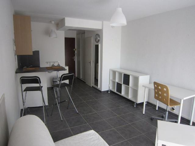 Agreable studio meublé 24m2