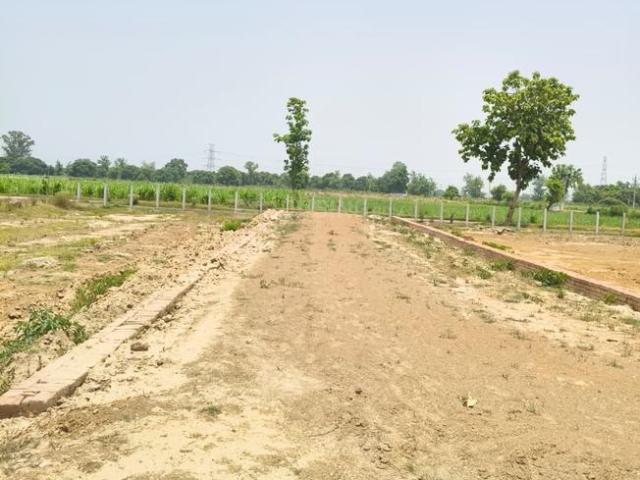 Agricultural Land in Sector 150 for resale Noida. The reference number is 20836477