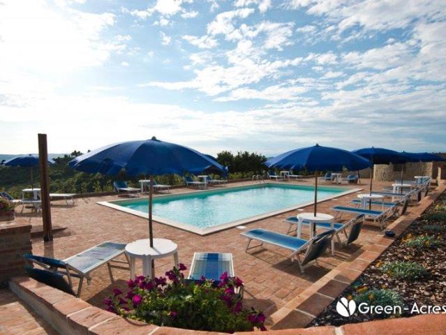 Agriturismo con riserva di caccia 450m² Volterra