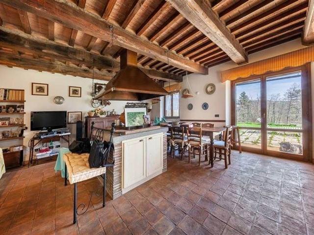 Agriturismo in vendita a Abbadia San Salvatore