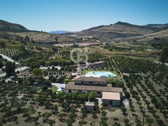 Agriturismo in vendita a Acquaviva Platani