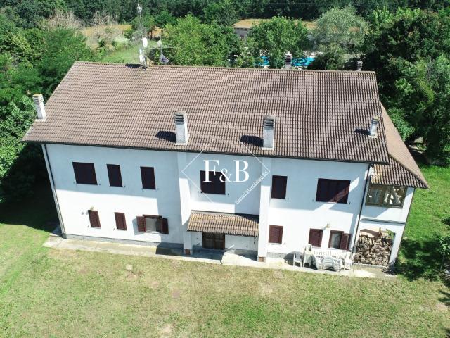 Agriturismo in vendita a Bergamasco