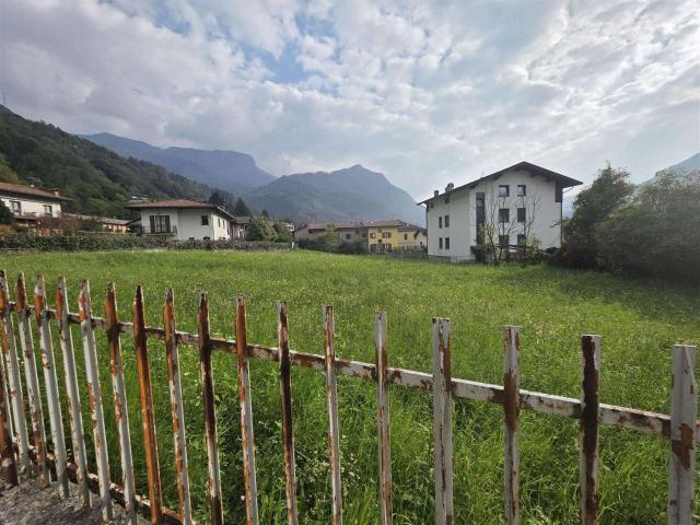 Agriturismo in vendita a Introbio