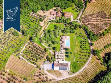 Agriturismo in vendita a Montevarchi
