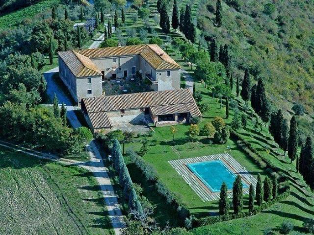 Agriturismo in vendita a San Quirico D'Orcia