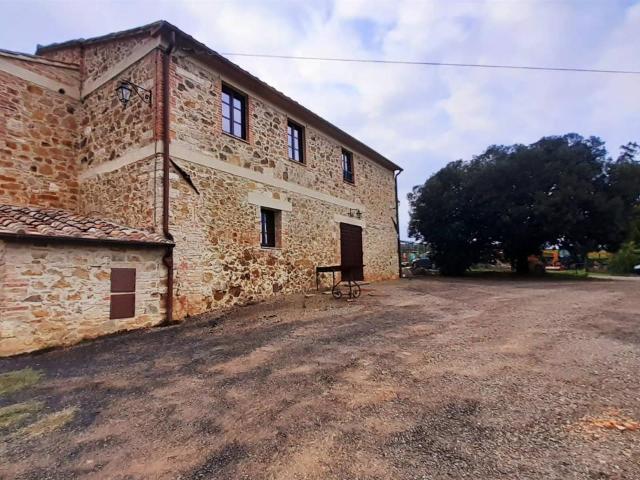Agriturismo in vendita a San Quirico D'Orcia