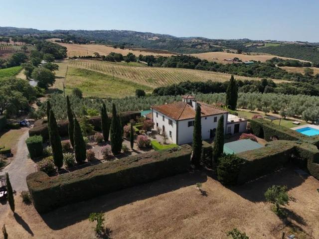 Agriturismo in vendita a Scansano