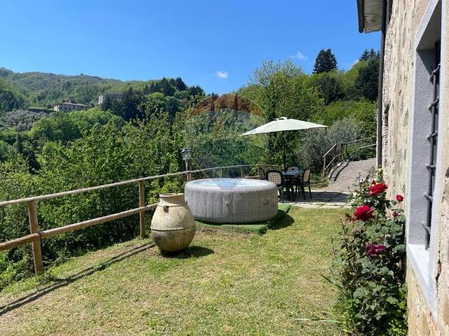 Agriturismo in vendita a Pescaglia