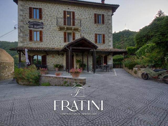 Agriturismo in vendita a Roccafluvione