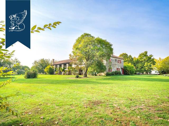 Agriturismo in vendita a Roncade