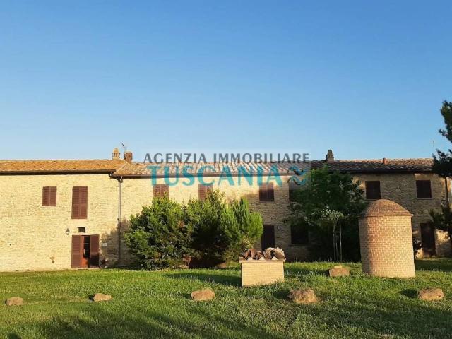 Agriturismo in vendita a Volterra