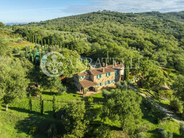 Agriturismo panoramico a Città di Città della Pieve. 355m² Città della Pieve