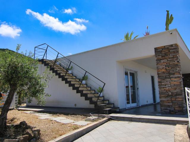 Agropoli, il mare la tranquillità e la privacy nella moderna. 85m² Agropoli