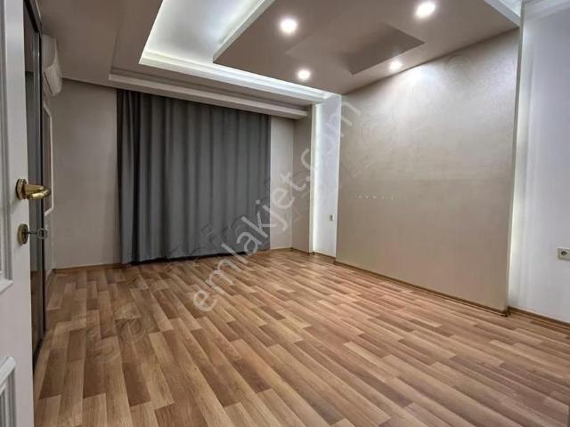 Agt'den İzmit Ömerağa Mah. 6+1 390m2 Manzaralı Dublex Konut