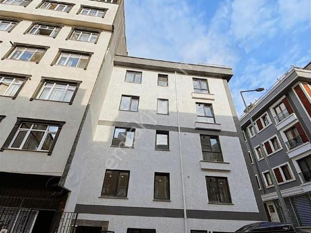 Agt'den Sultan Selim Mah.sıfır Bina Da 55m2 1+1 Satılık Konut