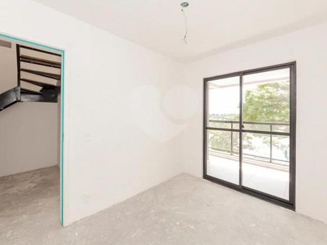 Agua Verde Cobertura Duplex 2 Quartos 1 vaga
