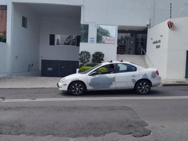 Águilas a 1 min del asuncion EN P.B. 170 m2 + 50m2 de terraza +bodega+3cajones +cuarto de servicio