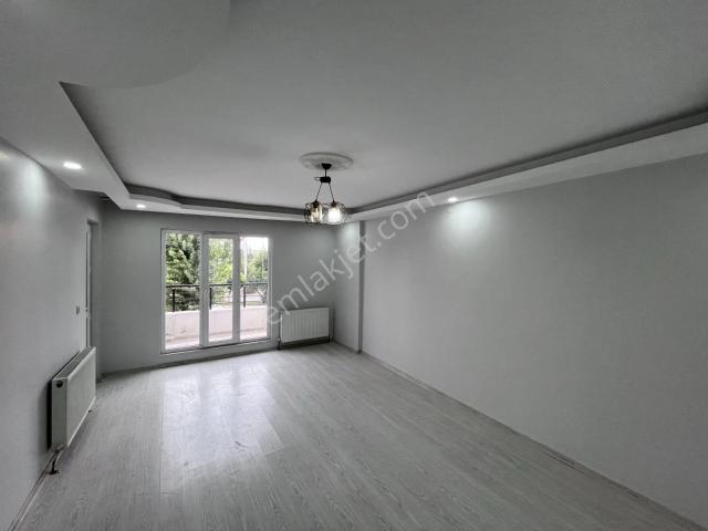 Adıyaman Sitelerde Bulvar Cepheli Kiralık 3+1 Hesaplı Daire