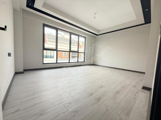 Adım Gayrimenkul/batıkent Mh Tevfik Fikret Cd Yakını 105m2 2+1