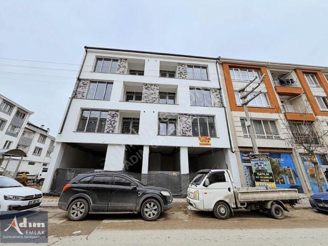 Adım Gayrimenkul/kumlubel Mh Esenli Cd Üzerinde Sıfır 70 M2 2+0