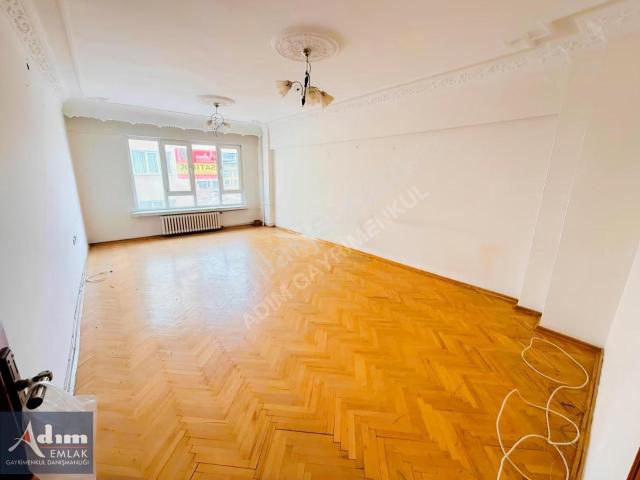Adım Gayrimenkul/kurtuluş Mh Yunusemre Cd Üzerinde 140m2 3+1