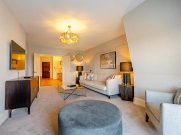 Admirable 4 bedroom flat near The Regent's Park Has an Apartment