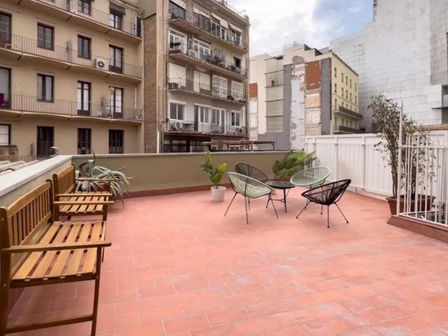 Admirable double bedroom in exciting Dreta de l'Eixample