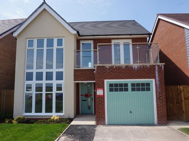 Admiral Close, Fleetwood FY7, 3 bed detached house to rent, £1,200 pcm | PrimeLocation