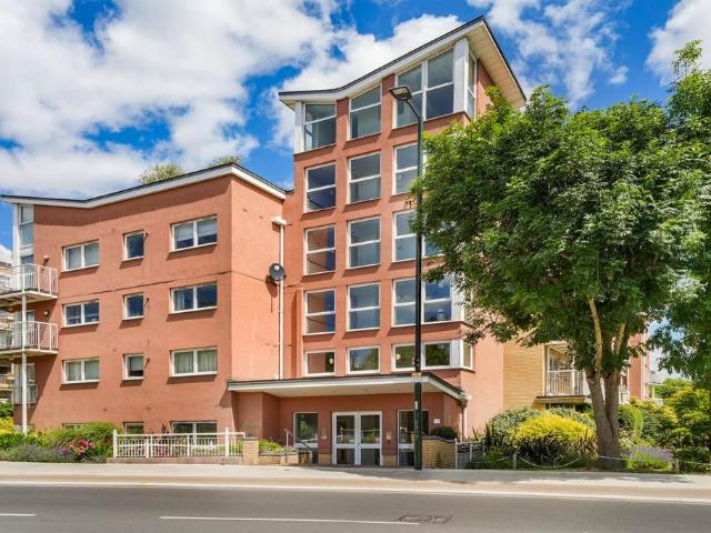 Admiral House, Manor Road, Teddington, TW11 8BF, United Kingdom | 2 bed apartment for rent #126326611 | Rentberry