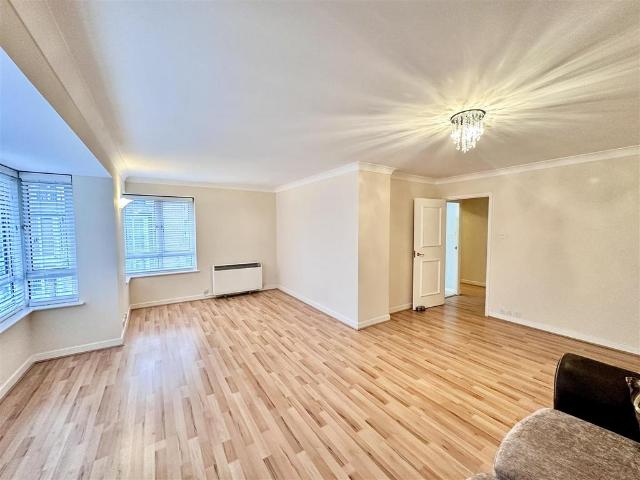 Admiral Walk, London, W9 3TJ, United Kingdom | 1 bed apartment for rent #139266402 | Rentberry
