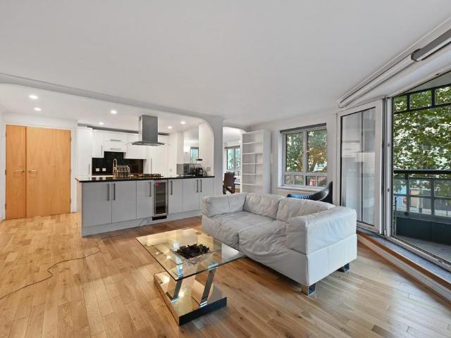 Admiral Walk, London 2 bed apartment to rent £3,200 pcm £738 pw