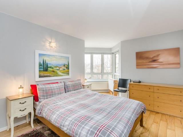 Admiral Walk, Maida Vale, London, W9 2 bed flat to rent £2,990 pcm £690 pw
