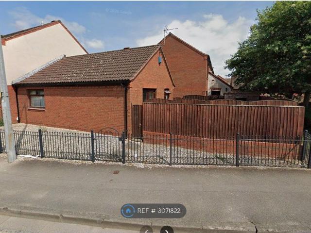 Admirals Croft, Hull HU1, 2 bed bungalow to rent, £925 pcm | PrimeLocation