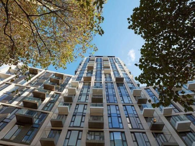 Admiralty House, Wapping, London E1W, 2 bed flat to rent, £3,899 pcm | PrimeLocation