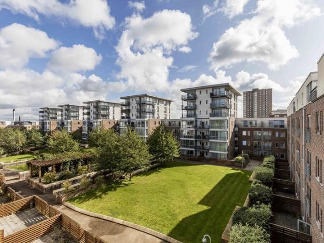 Admiralty Road, Portsmouth PO1, 1 bed flat to rent, £1,250 pcm | PrimeLocation