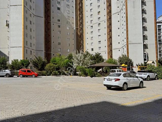 Adnan Kahveci Konak Caddesi Kardelen Sitesi Satılık 3+1 185m2