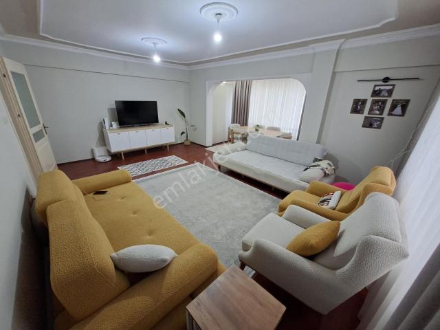 Adnan Menderes Mah. 3+1, 130 M2 Doğalgazlı, Asansörlü, Ebeveyn B