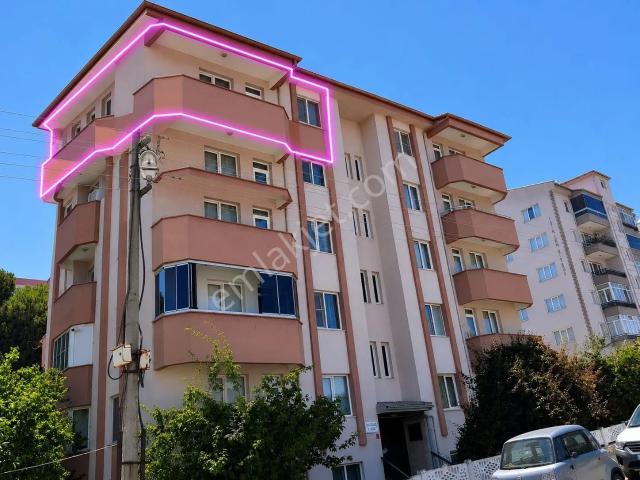 Adnan Menderes Mah. Migros Arkasında 3+1 Asansörlü Daire